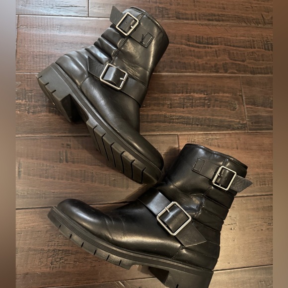 Black moto lugsole chunky MIA combat faux leather boots ankle buckle booties - Picture 6 of 10